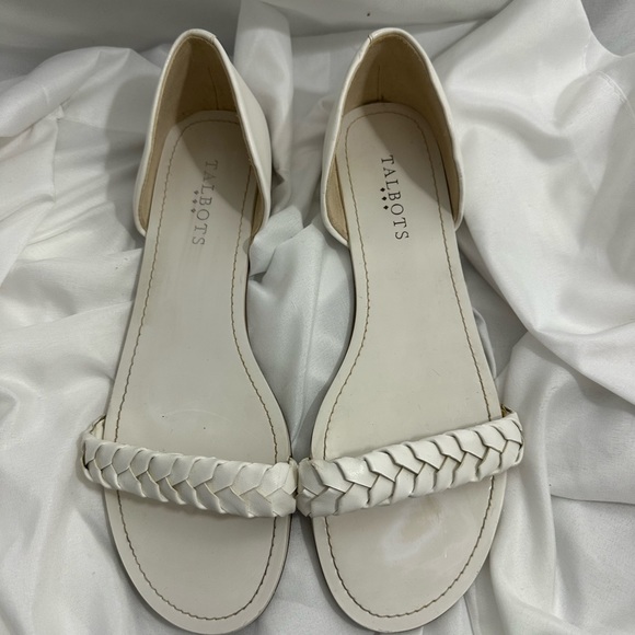 White Talbots Braid Sandals Size 8M - Picture 2 of 6